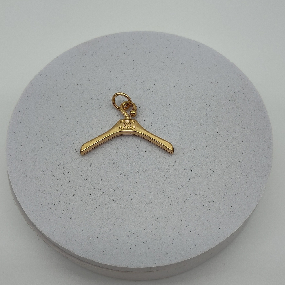 CHANEL Miniature Hanger Charm Pendant Gold Tone CC Atelier Boutique Symbol